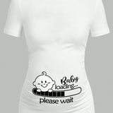 Camiseta de maternidad ajustada de manga corta con estampado de letra de bebe animado