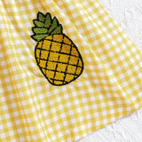 Conjunto De Dos Piezas Comodo Informal Para El Verano De Ninas Jovenes En Vacaciones De Verano, Plaid Con Correa Y Bordado De Sandia, Incluyendo Falda