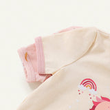 Cozy Cub Conjunto De Pijama Ajustado Para Bebe Nina Con Patron De Arcoiris Unicornio, Parte Superior De Cuello Redondo De Manga Corta Y Pantalones Con Pies, Ropa De Hogar