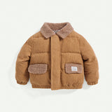 Cozy Cub Bebe nino Abrigo acolchado con parche de letra cuello de borreguito