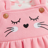 Cozy Cub Conjunto De Dos Piezas Con Diseno De Patron En Forma De Corazon De Manga Larga Para Bebe, Parte Superior Con Suspension De Vestido De Dibujos Animados De Conejo