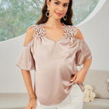 NEW  Blusa de maternidad de verano con parches bordados y diseno off-shoulder